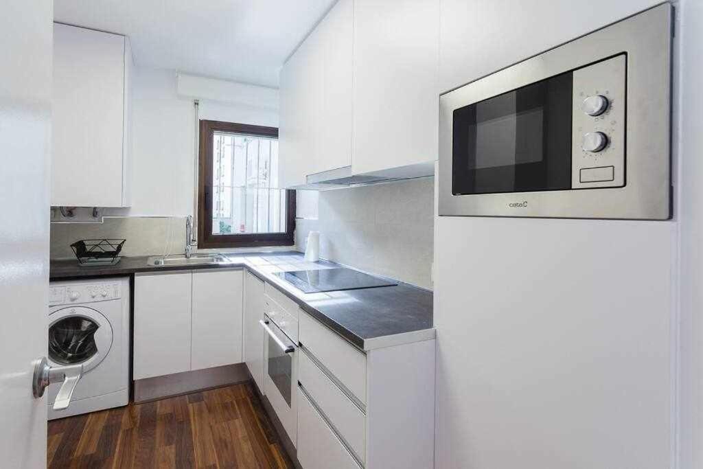 Apartamento para 4 con terraza privada en el centro Gerona Exterior foto